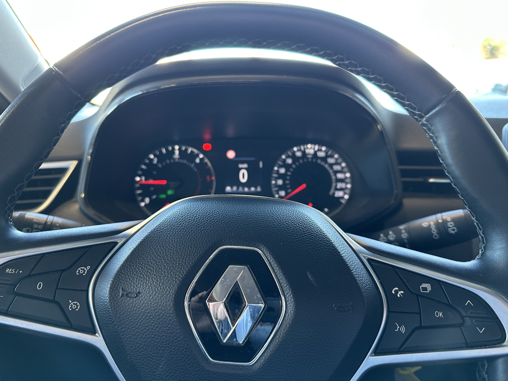Clio V 1.5 BLUE DCI 100CH BUSINESS 21N 2022 occasion 56530 Qu&eacute;ven