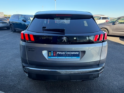 3008 1.2 PURETECH 130CH S&S ACTIVE BUSINESS DISTRIBUTION OK 2019 occasion 16400 Puymoyen