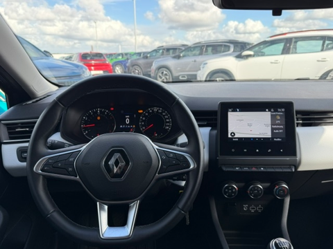 Clio V 1.0 TCE 90CH EVOLUTION 2023 occasion 16400 Puymoyen
