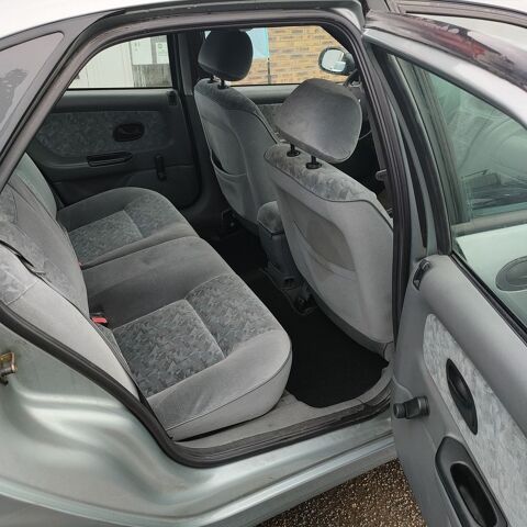 Laguna 1.8 95CH RTE ABS 1997 occasion 50720 Barenton