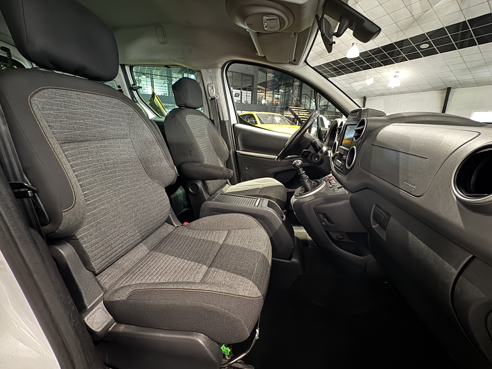 Berlingo BLUEHDI 100CH PREMIERE MAIN 2017 occasion 12000 RODEZ