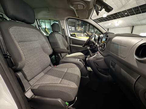Berlingo BLUEHDI 100CH PREMIERE MAIN 2017 occasion 12000 RODEZ