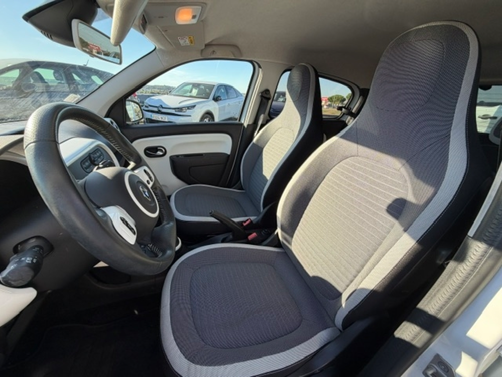 Twingo III 0.9 TCE 90CH ENERGY INTENS 2017 occasion 16400 Puymoyen
