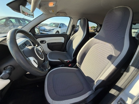 Twingo III 0.9 TCE 90CH ENERGY INTENS 2017 occasion 16400 Puymoyen