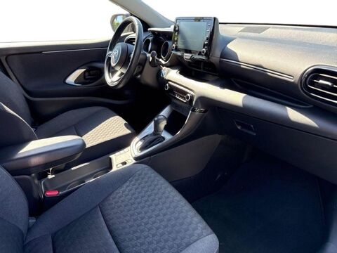 Yaris 116h Design 5p MY22 2023 occasion 13730 Saint-Victoret