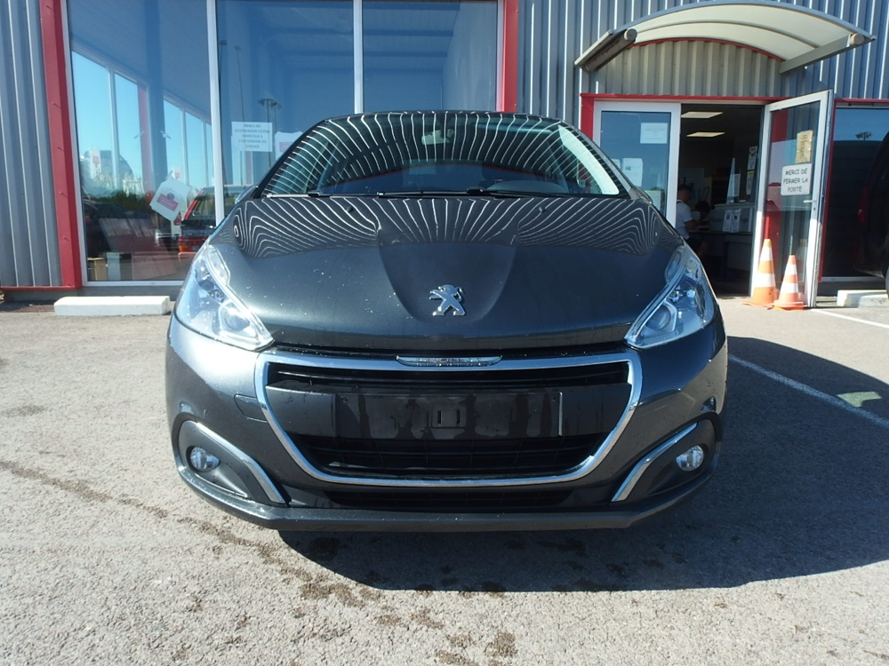 208 1.6 BLUEHDI 75CH STYLE 5P 2017 occasion 10600 Savi&egrave;res