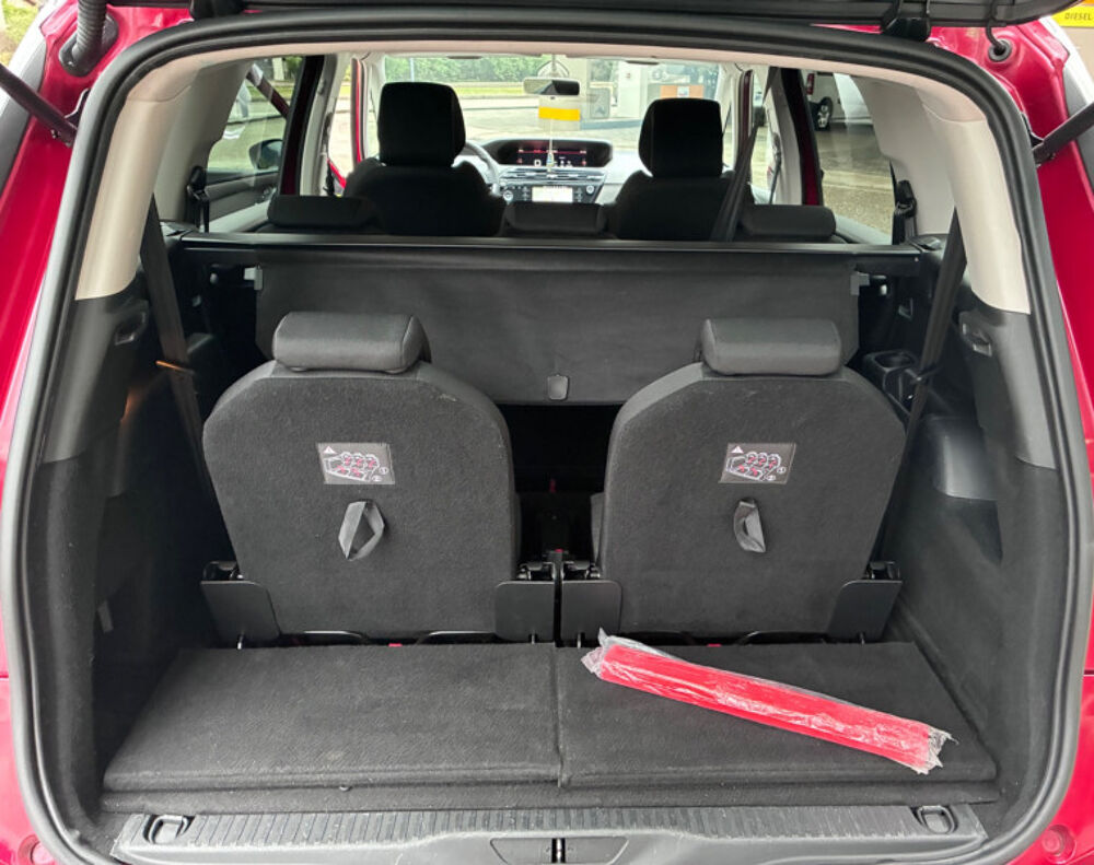 Grand C4 Spacetourer BLUEHDI 130CH S&S BUSINESS 7 PLACES / DISTRIBUTION + FAP + A 2019 occasion 38130 ECHIROLLES