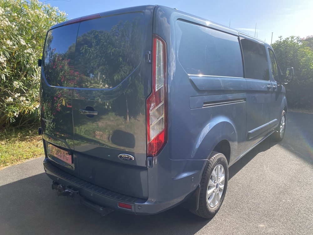 Transit 320 L2H1 2.0 ECOBLUE 170CV CABINE APPROFONDIE LIMITED BVA8 2023 occasion 29120 Pont-l'Abb&eacute;