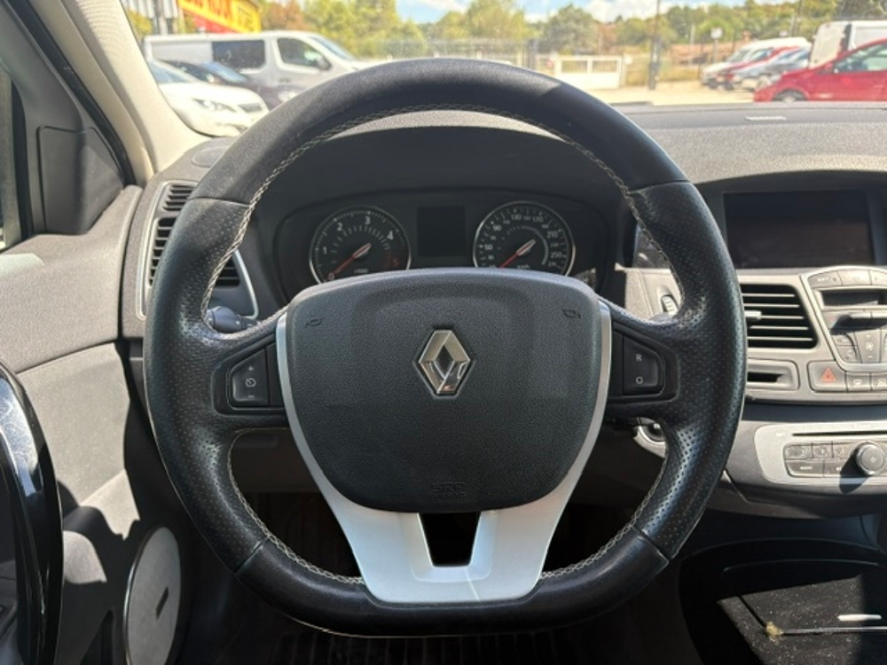 Laguna III 2.0 DCI 130CH ENERGY BOSE EDITION ECO&sup2; 2014 occasion 30360 V&eacute;z&eacute;nobres