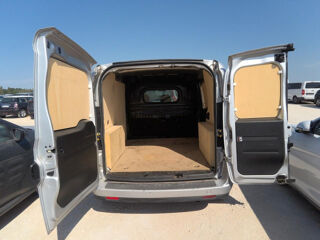 Doblo 1.6 MULTIJET 105CH 705KG PRO LOUNGE 2023 occasion 06270 Villeneuve-Loubet