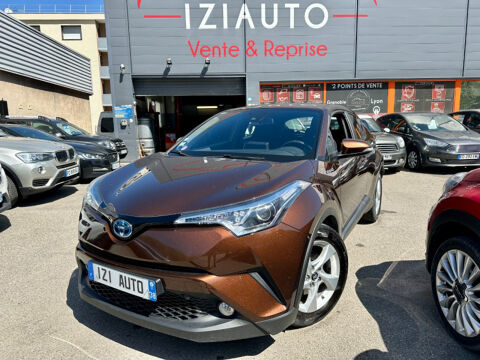 Toyota C-HR 122H DYNAMIC 2WD E-CVT 2018 occasion Fontaine 38600