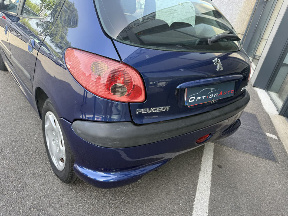206 1.4 HDI XT PREMIUM 5P (clim) 2004 occasion 31140 Aucamville