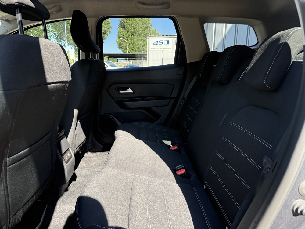 Duster 1.5 BLUE DCI 115CH PRESTIGE 4X2 / GARANTIE 1 AN / SIEGES AV 2022 occasion 38340 Voreppe
