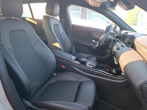 Classe A 180 D 116CH BUSINESS LINE 8G-DCT 2021 occasion 06270 Villeneuve-Loubet