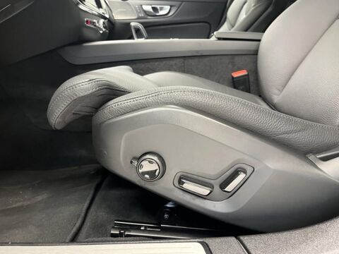 Volvo V60 B4 197ch Ultra Style Dark DCT 7 2025 occasion Athis-Mons 91200