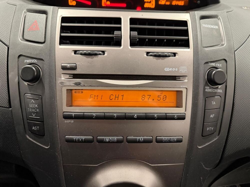 Yaris 90 D-4D Confort 5p 2011 occasion 78520 LIMAY