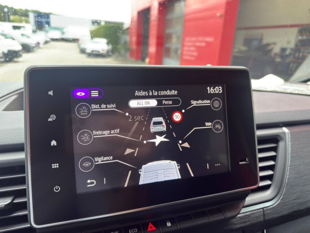 Trafic combi Grand 2.0 dCi 170ch Techno auto -26 2026 occasion 27930 Normanville