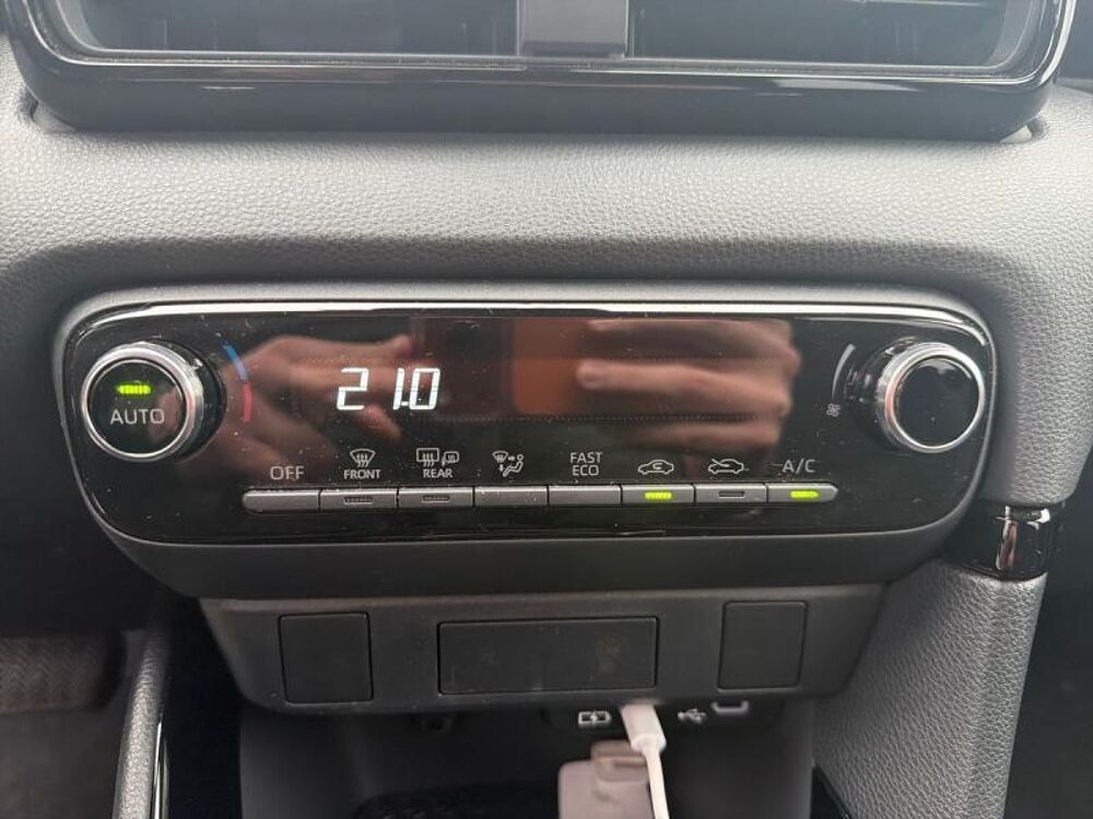 Yaris 116h Design 5p MY25 2025 occasion 13400 Aubagne