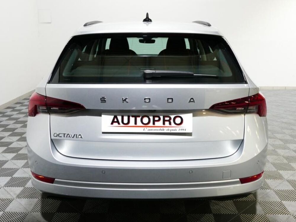 Octavia 2.0 TDI 150ch Business DSG7 2023 occasion 77400 Lagny-sur-Marne