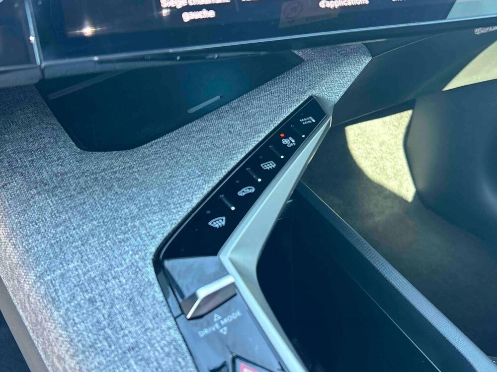 3008 Electrique 230ch Batterie 97 kWh Allure / GRANDE AUTONOMIE + 2025 occasion 27300 Bernay