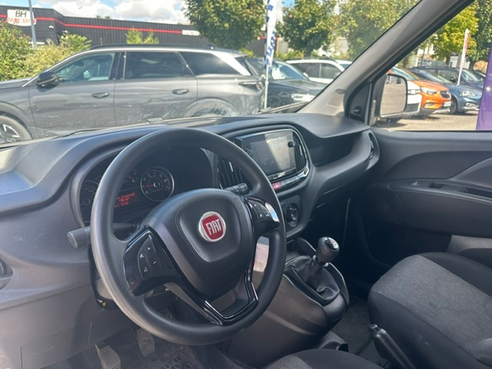 Doblo 1.6 MULTIJET 90CH 705KG PACK 2023 occasion 16400 Puymoyen