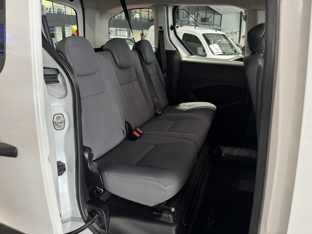 Berlingo 1.6 HDI 90 PREMIERE MAIN 2014 occasion 12000 RODEZ
