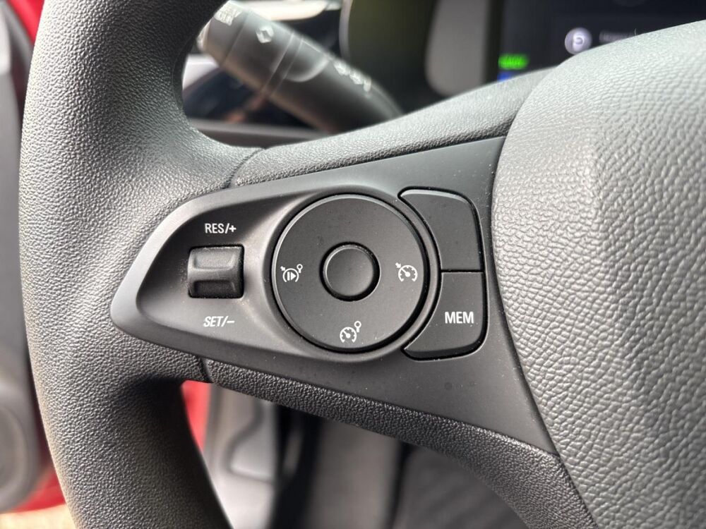 Corsa Electric 136ch Edition 2023 occasion 13200 Arles