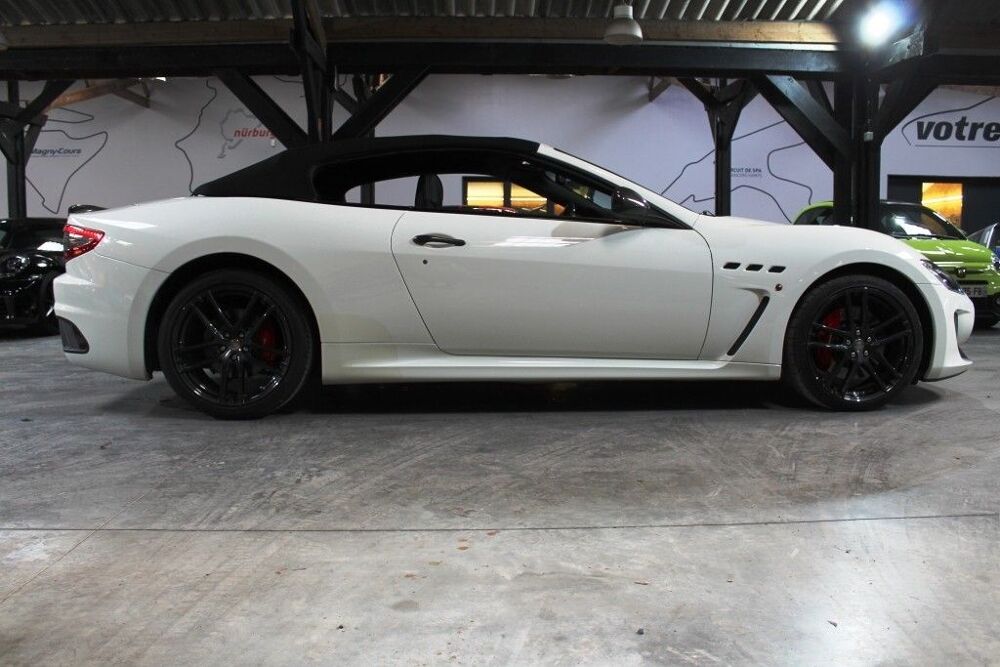 Grancabrio GRANCABRIO 2 4.7 V8 460 BVA6 SPORT MC 2016 occasion 59223 Roncq