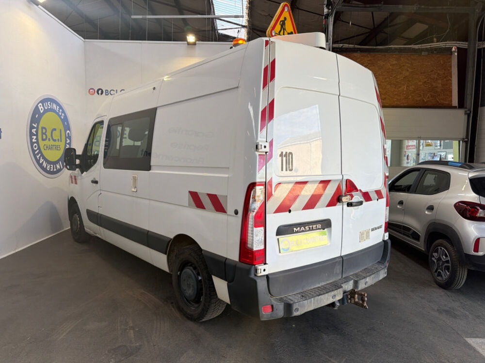 Master F3500 L2H2 2.3 BLUE DCI 135CH CABINE APPROFONDIE GRAND CONFO 2021 occasion 28630 Nogent-le-Phaye