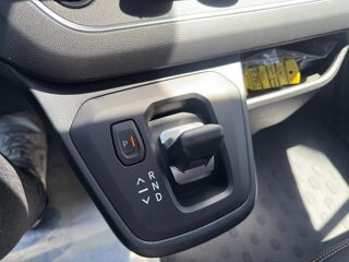 Trafic combi Grand 2.0 dCi 170ch Techno auto -26 2026 occasion 27930 Normanville