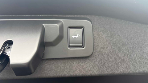 Austral 1.2 E-TECH FULL HYBRID 200CH ESPRIT ALPINE - 26 2026 occasion 31670 Lab&egrave;ge