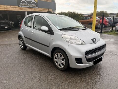 Peugeot 107 1.0 12V TRENDY 5P 2009 occasion Saint-Michel-Chef-Chef 44730