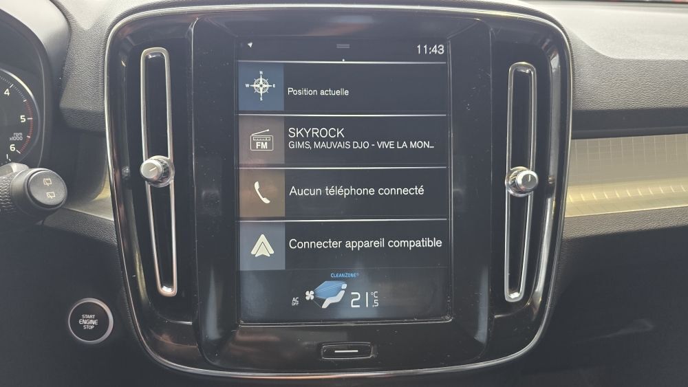 XC40 D4 ADBLUE AWD 190CH MOMENTUM GEARTRONIC 8 2019 occasion 56530 QUEVEN
