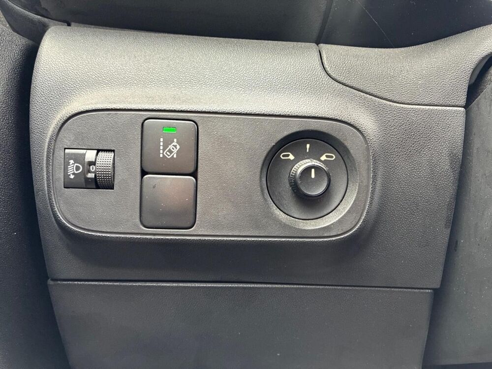 C3 PureTech 82ch Feel S&S E6.d 2018 occasion 27200 Vernon