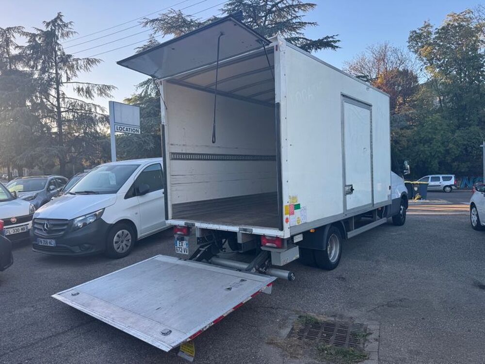 Daily 35C14 CAISSE HAYON PX 14000&curren; HT 2018 occasion 42000 Saint-&Eacute;tienne