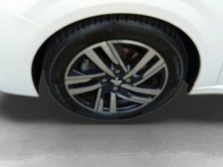 208 1.2 PureTech 100ch S&S Allure 118g 2020 occasion 28500 Vernouillet