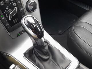 V40 D2 120ch Inscription Geartronic 2016 occasion 27300 Bernay