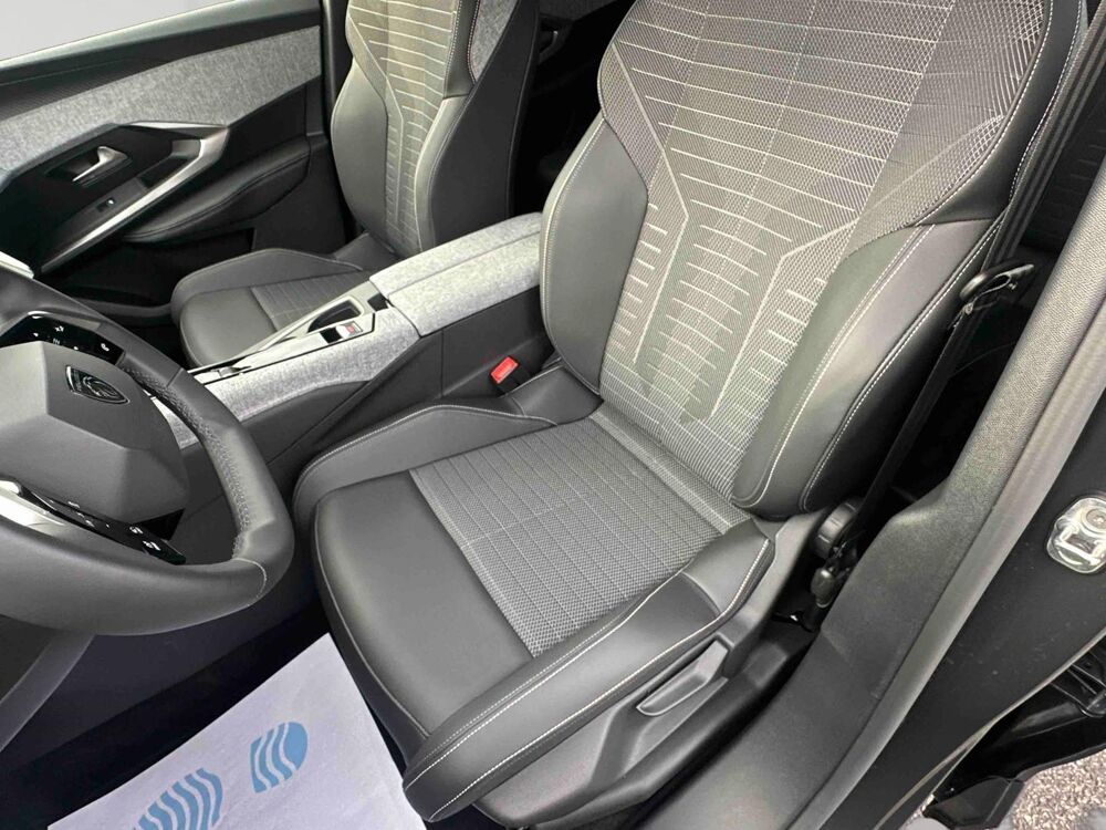3008 1.2 Hybrid 145ch Allure e-DCS6 NEUF / VISION 360 / PANORAMIC 2024 occasion 82000 Montauban