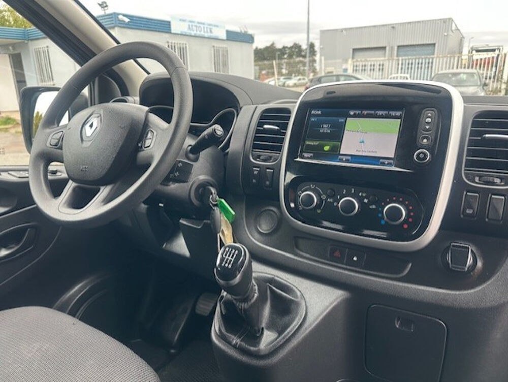 Trafic L1 2.0 DCI 120CH S&S ZEN 9 PLACES 2019 occasion 91220 Br&eacute;tigny-sur-Orge