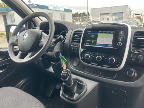 Trafic L1 2.0 DCI 120CH S&S ZEN 9 PLACES 2019 occasion 91220 Br&eacute;tigny-sur-Orge