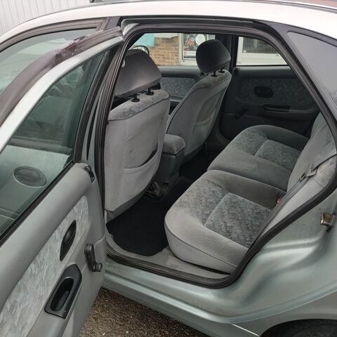 Laguna 1.8 95CH RTE ABS 1997 occasion 50720 Barenton