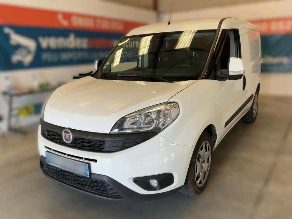 Doblo 1.6 Multijet 105ch Pack Professional Trio Nav 3 Places 2017 occasion 17450 Saint-Laurent-de-la-Pr&eacute;e