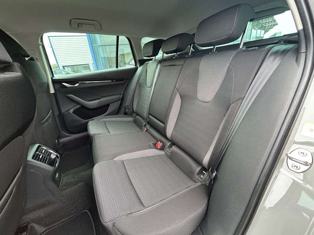 Octavia 2.0 TDI SCR 150CH SELECTION DSG7 2026 occasion 31670 Lab&egrave;ge
