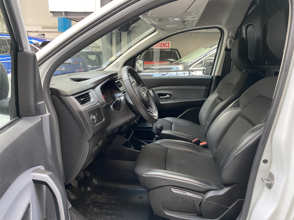 Express 1.5 BLUE DCI 95CH CONFORT- 9 991,67 HT - APPLE CARPLAY 2021 occasion 78800 HOUILLES