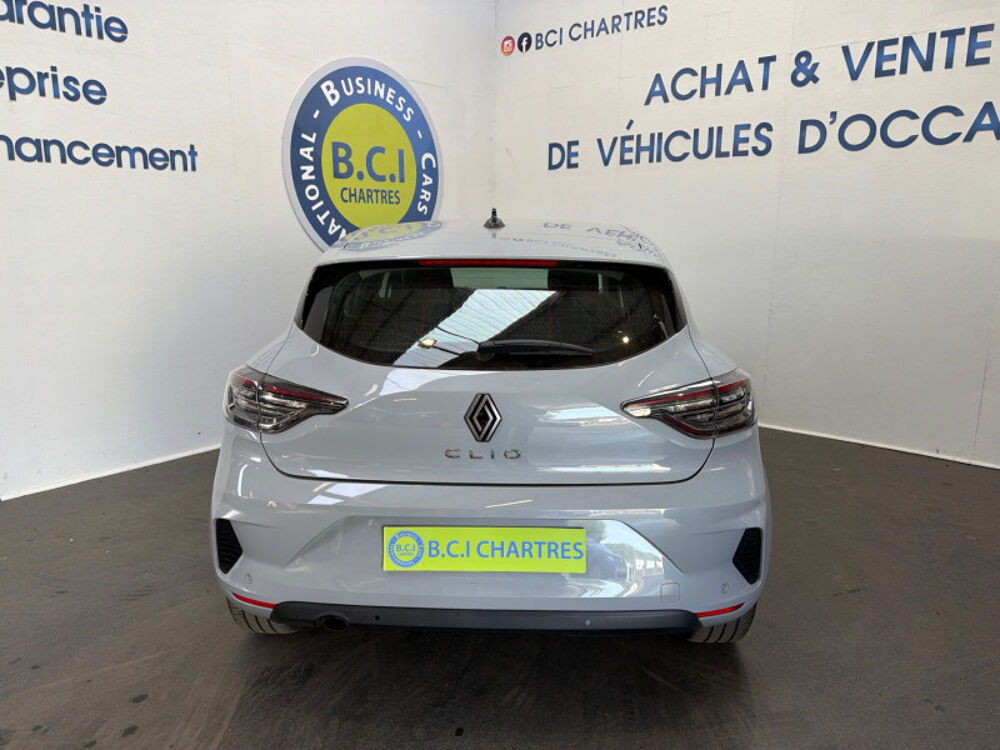 Clio V 1.5 BLUE DCI 100CH EVOLUTION 2024 occasion 28630 Nogent-le-Phaye