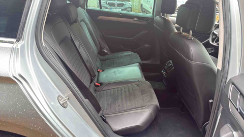 Passat 2.0 TDI EVO 150CH LOUNGE DSG7 8CV 2023 occasion 56530 Qu&eacute;ven