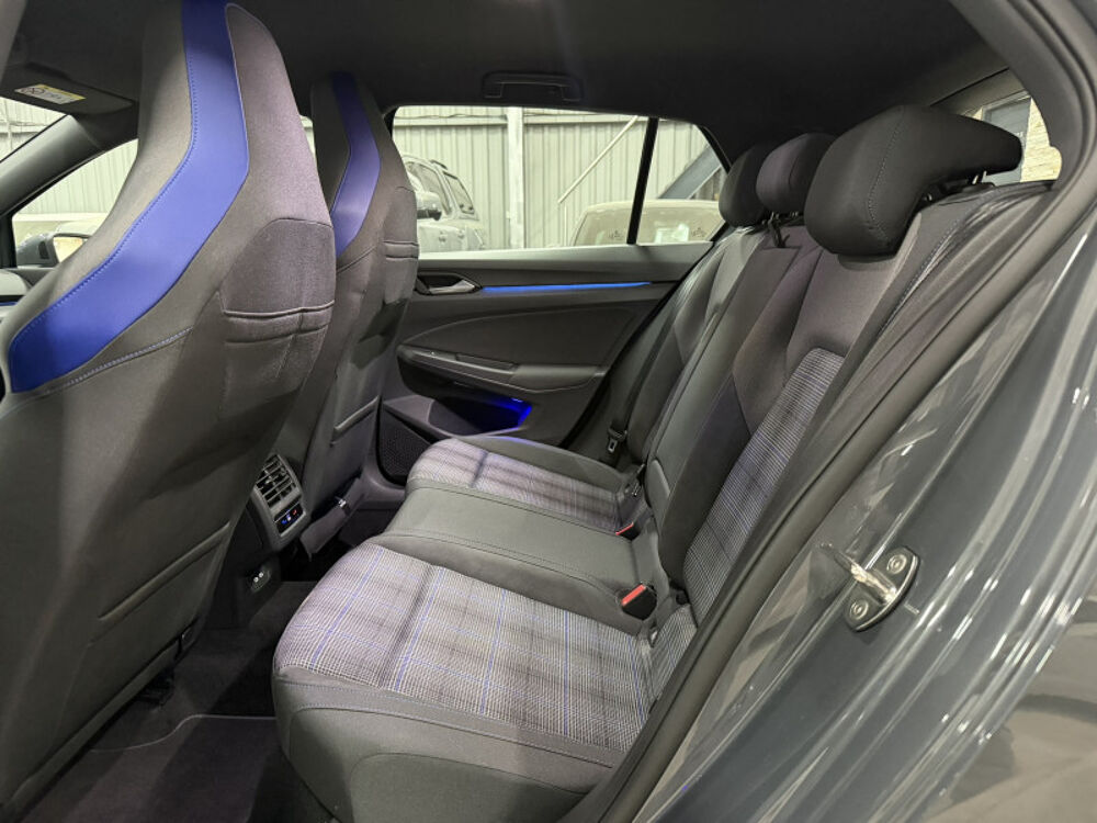 Golf GTE 245CH DSG6 [ IQ.Light Matrix - DCC - Pack Hiver - Ambian 2022 occasion 13400 Aubagne
