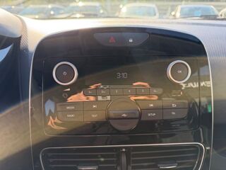 Clio IV 0.9 TCE 90CH GENERATION - 19 5P 2020 occasion 38130 ECHIROLLES