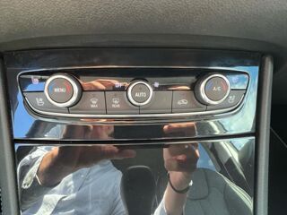 Grandland x 1.2 Turbo 130ch Ultimate BVA 2018 occasion 13200 Arles