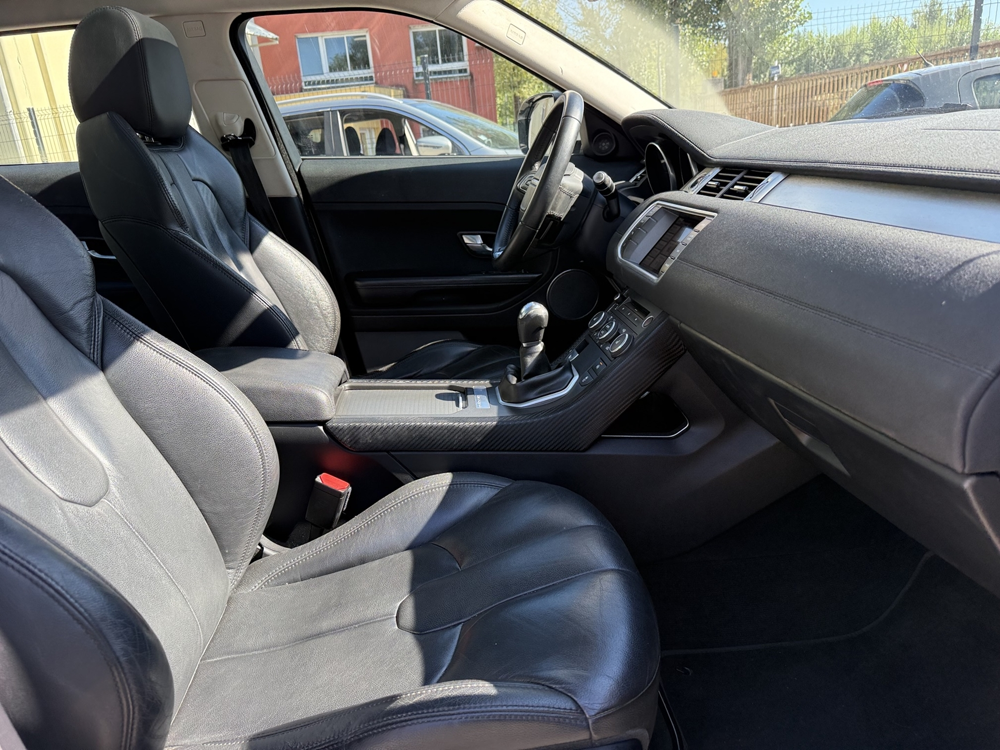 Range Rover Evoque 2.2 ED4 DYNAMIC 4X2 MARK I / TOIT PANO / HIFI MERIDIAN / SIE 2013 occasion 38340 Voreppe